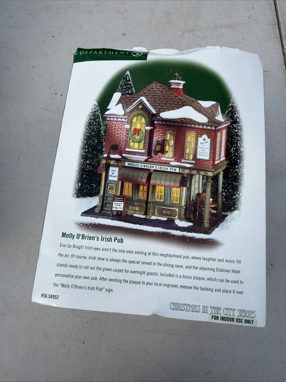 Department 56 Christmas in the City Molly O’Brien’s Irish Pub Village House READ