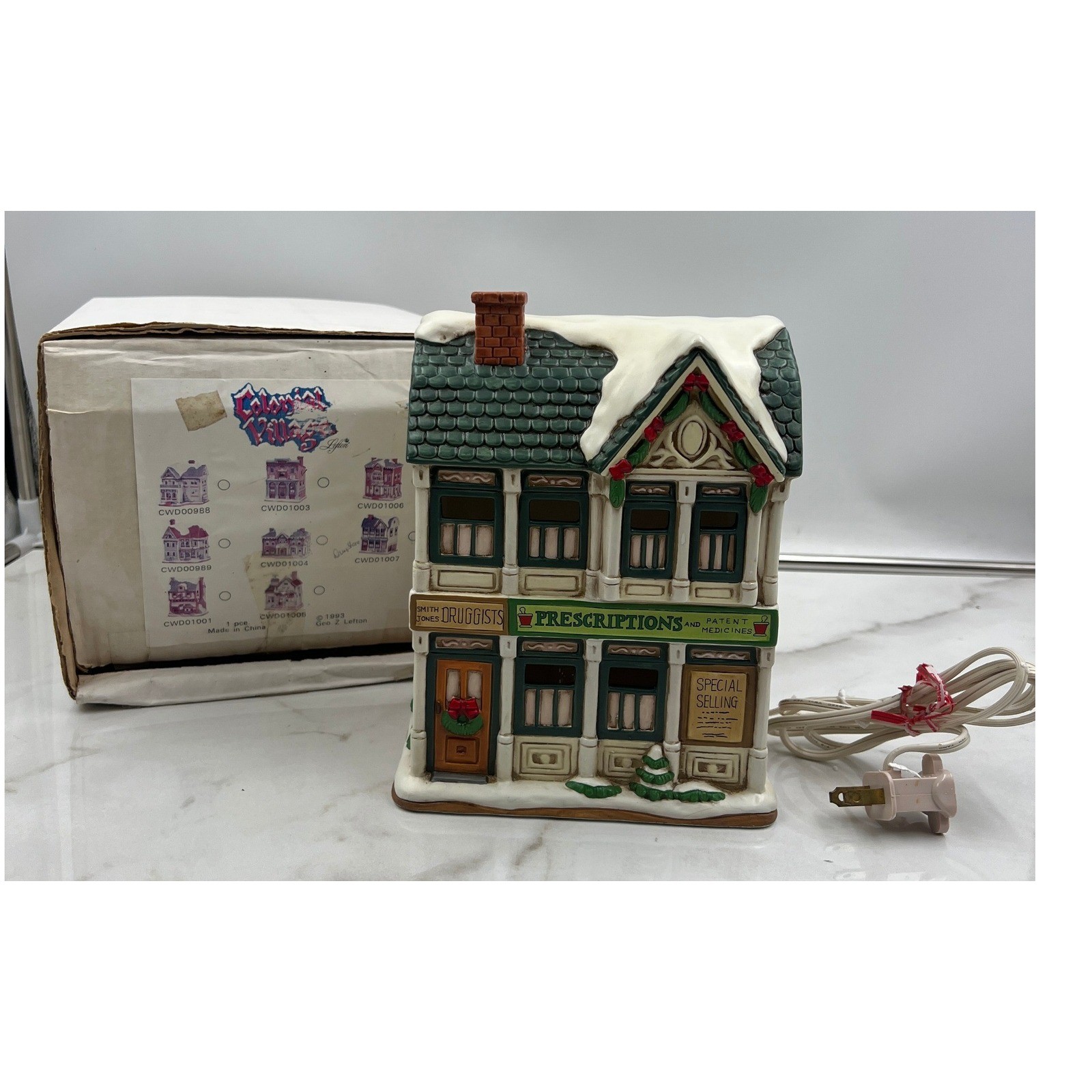 Geo Z Lefton Colonial Village Smith Jones Druggists 01007 Vintage 1993 Lighted