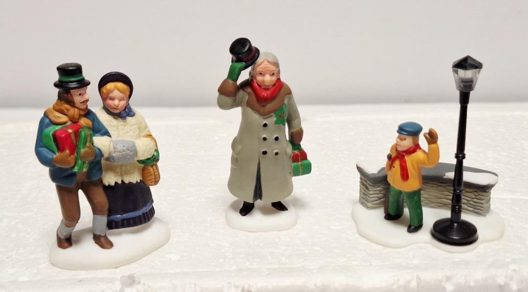 A Christmas Carol morning Set of 3. Retired New Open Box.