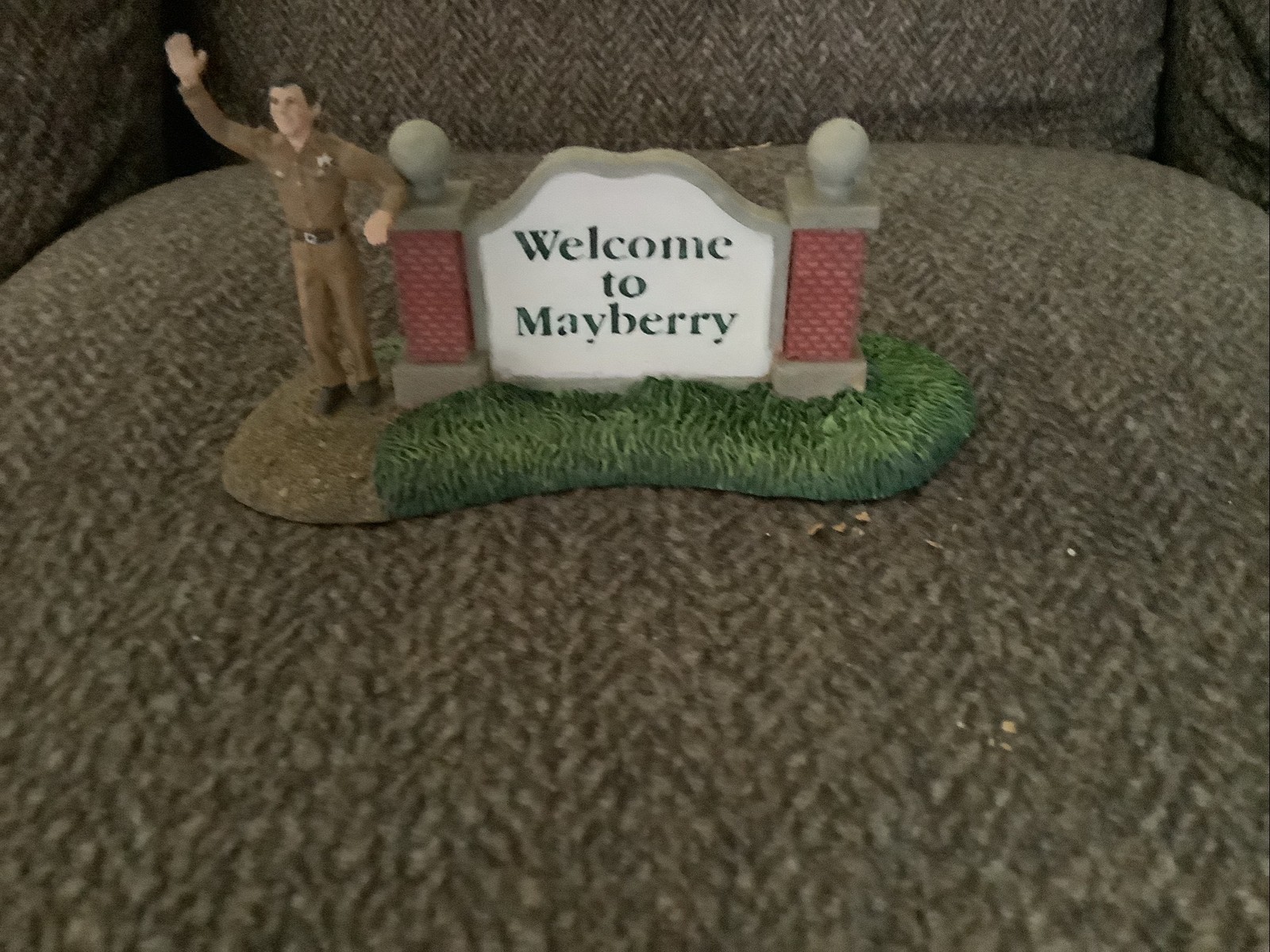 Hawthorne Village Welcome to Mayberry Sign Andy Taylor Figurine #91358 – RARE