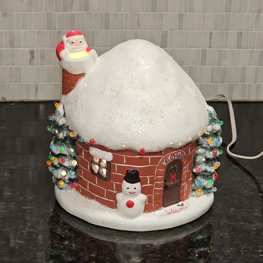 VTG Ceramic Light Up Snowy Christmas House Cottage Igloo Santa in Chimney Tree