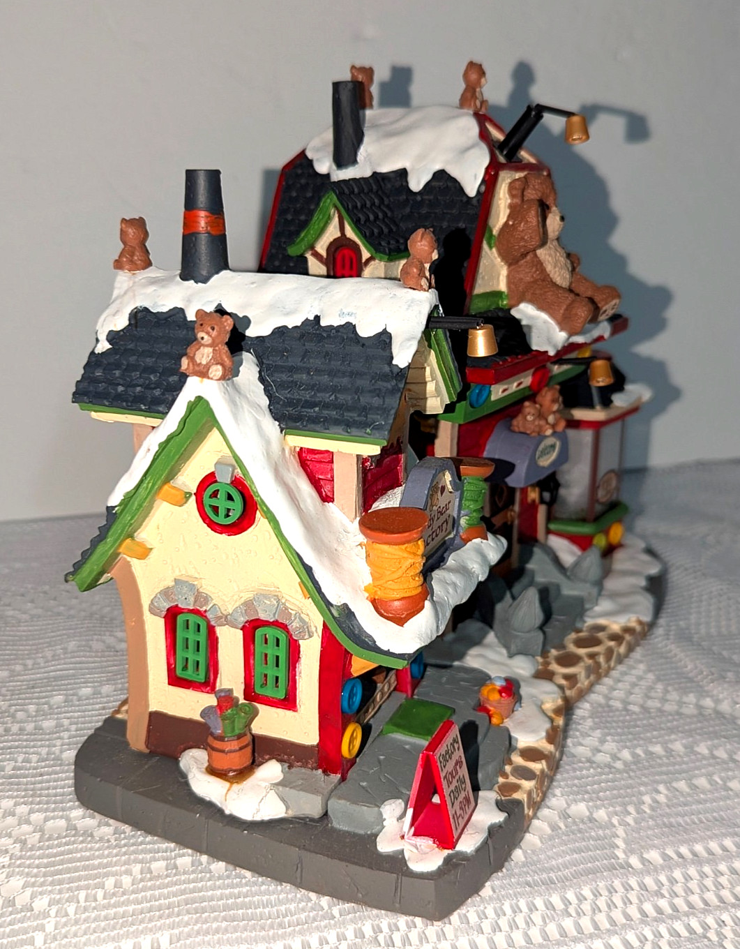 Lemax Caddington Village Teddy Bear Factory Adorable LED Lit Collectible #55312